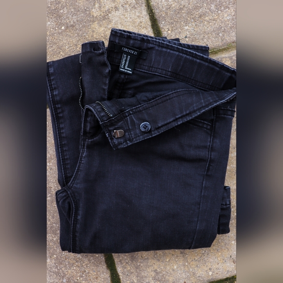 Forever 21 Black Flared Jeans Size 26 - Picture 4 of 6